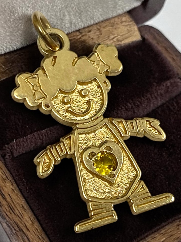 Vintage 14k Yellow Gold Girl Daughter Child Children Yellow Gem Charm Pendant